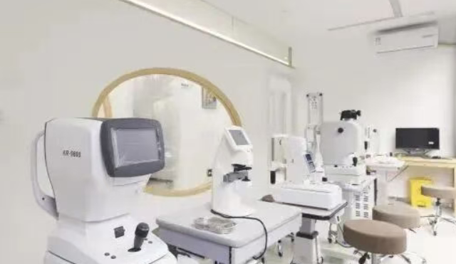 眼镜店、眼视光中心如何升级为《眼科诊所》